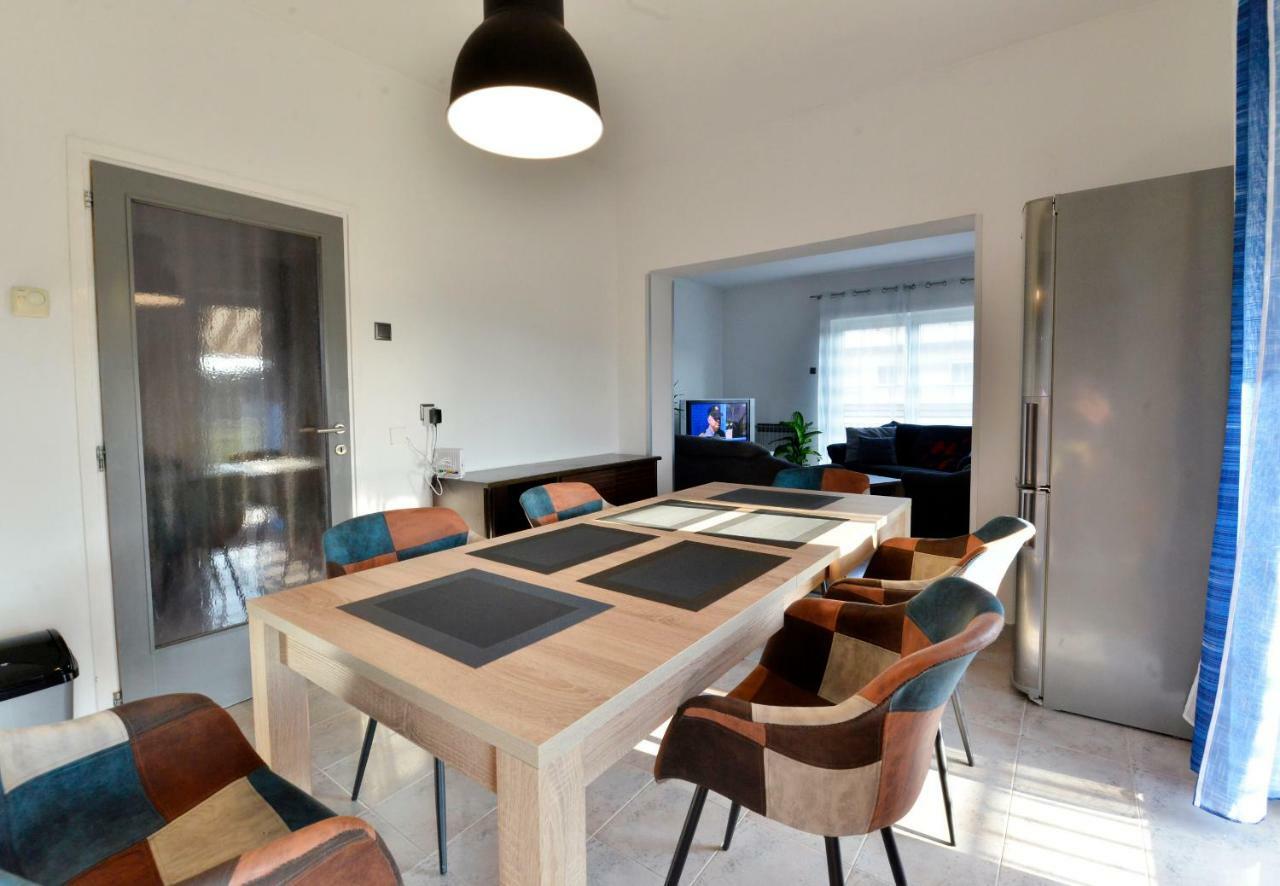 Apartman Meri Пула Екстер'єр фото